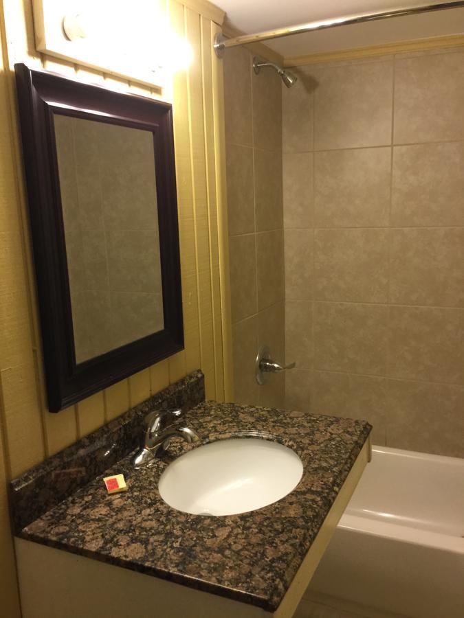 Inn Towne Motel Columbus Esterno foto
